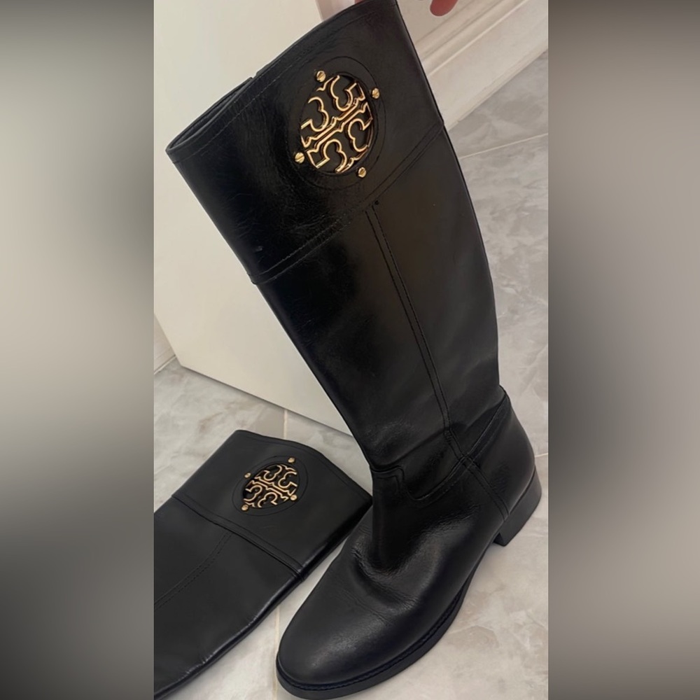 Tory burch leather boots